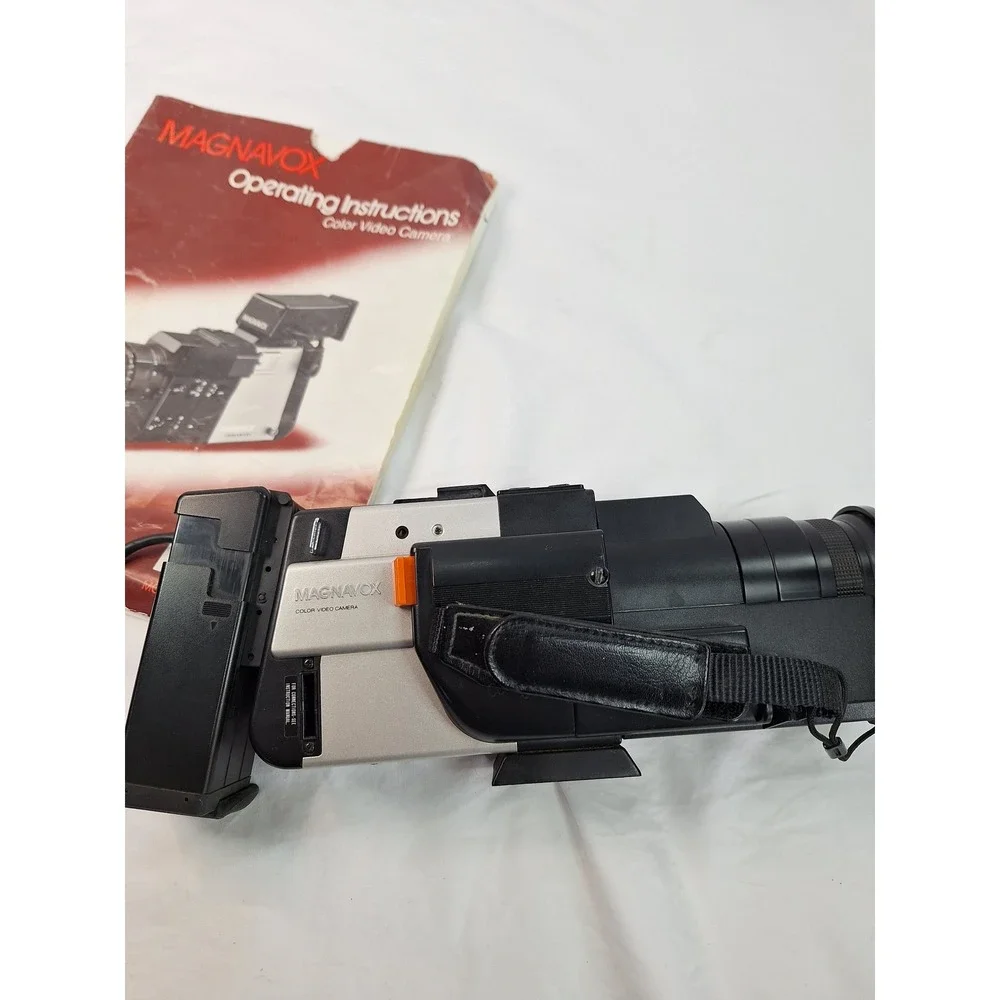 Vintage Magnavox VR8276BK01 Newvicon Color Video Camera 1985 with Manual